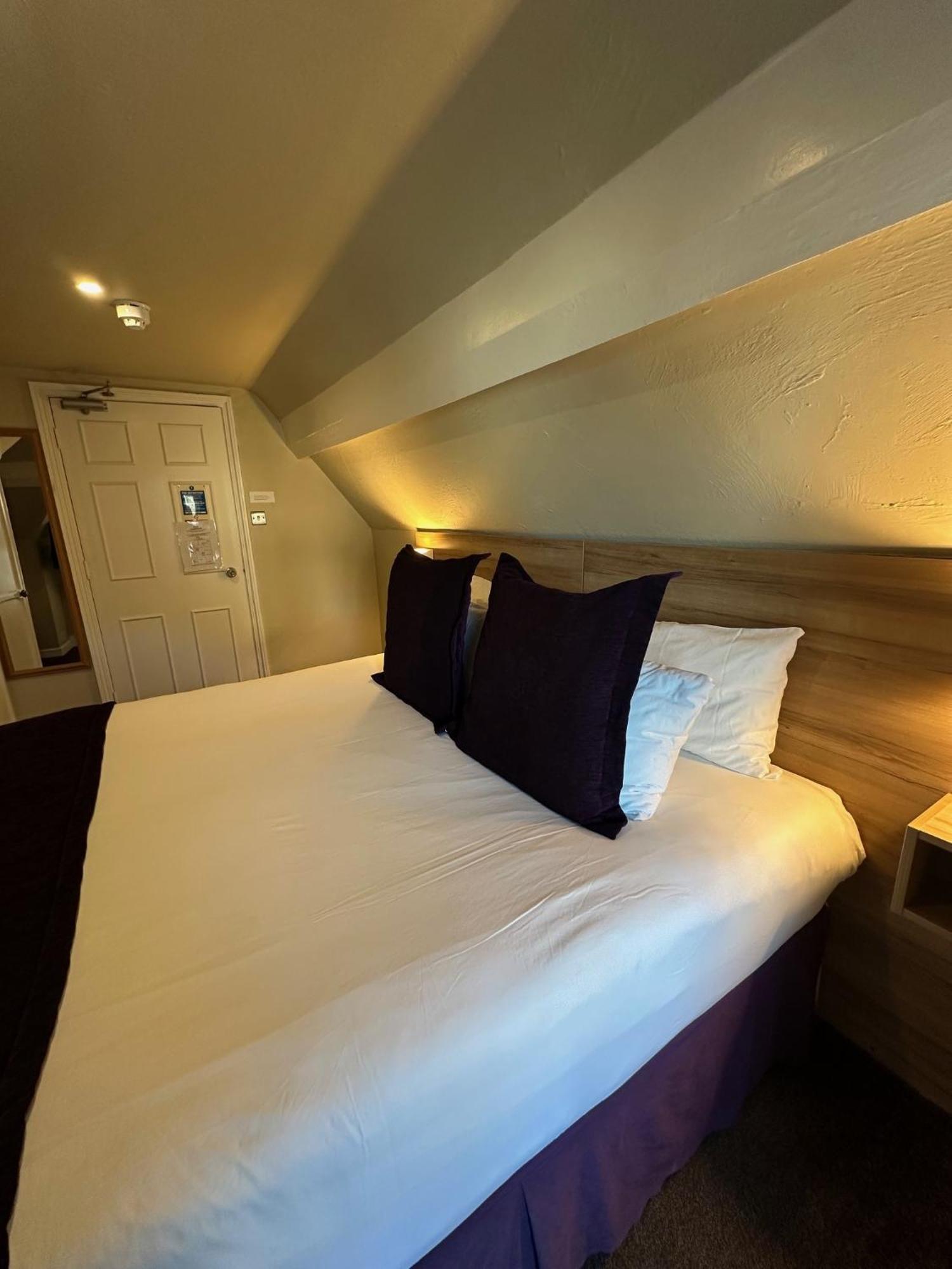 The Chocolate Box Hotel Борнмут Екстер'єр фото